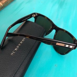 Burberry sunglasses